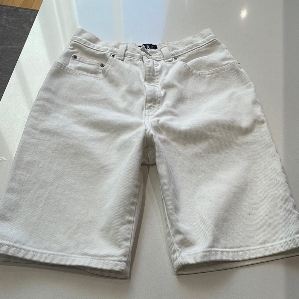Gap Bermuda Classic 90’s White Denim Shorts, Woman’s Size 7/8